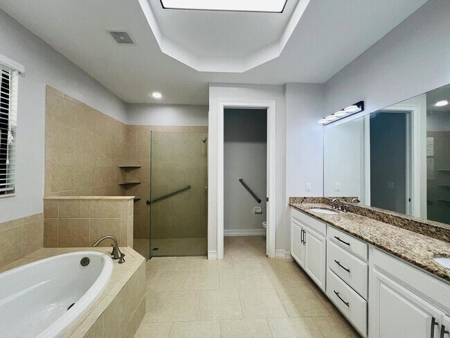 Building Photo - 14354 Tuscany Pointe Trl