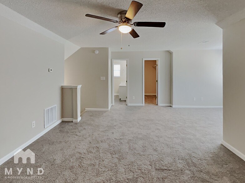 Building Photo - 3668 Jervis Ct