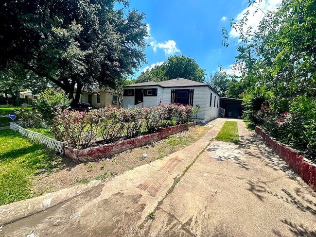 Building Photo - 1405 Westway St