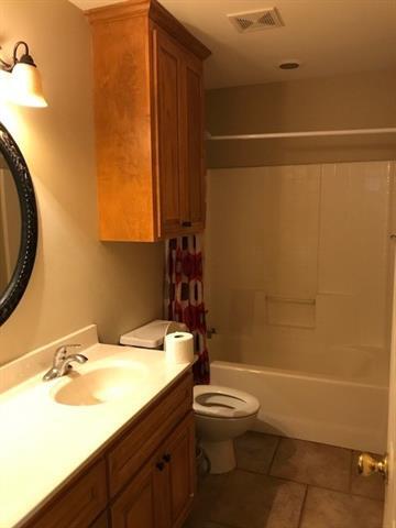 Building Photo - 2233 Old Ironsides Rd