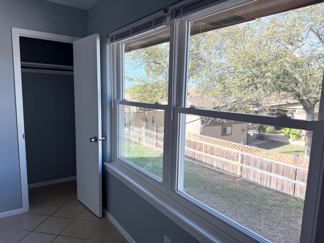 Second Bedroom - 1412 E Hillside Rd