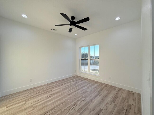 Building Photo - 21000 Nantucket Cove