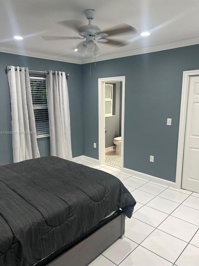 Building Photo - 1430 Polk St