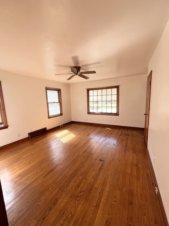 Building Photo - 4338 N 54th St