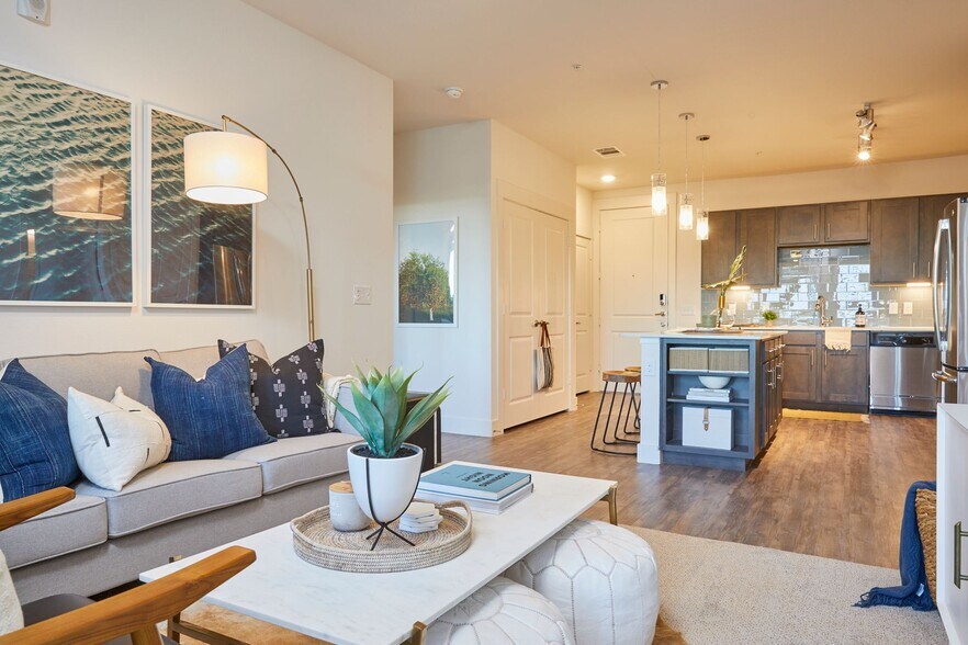 Addison Medical Center Apartments 2810 Babcock Rd San Antonio TX