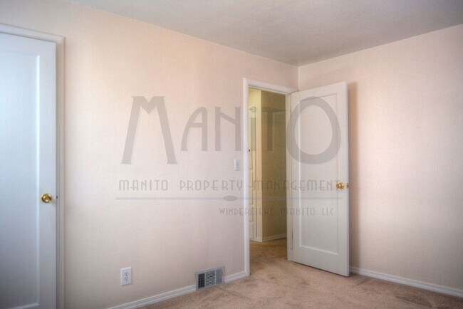 Building Photo - **COMING SOON** Spacious Hobby Home