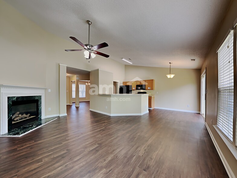 Building Photo - 5287 Moonlight Trail SW