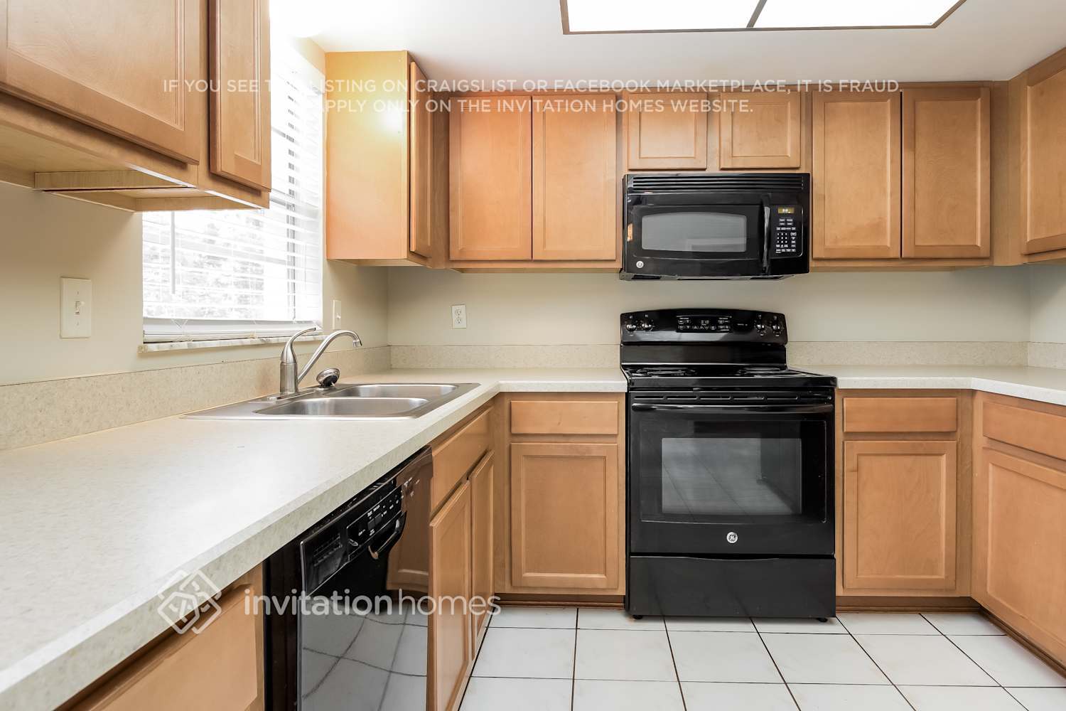 Building Photo - 102 Leyburn Pl
