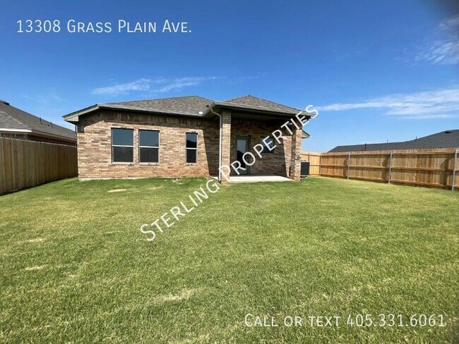 Building Photo - 13308 Grass Pln Ave