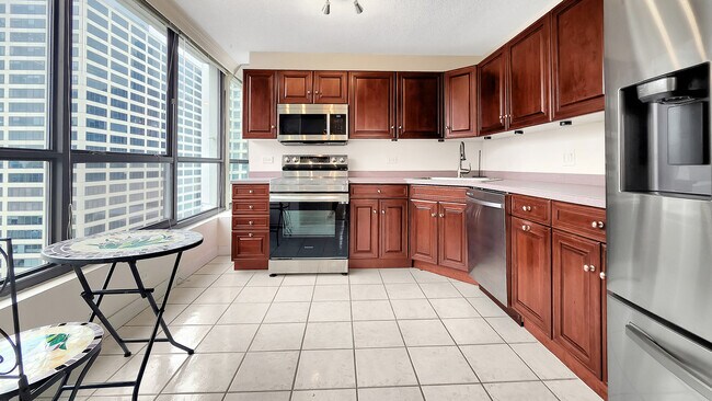 Building Photo - 405 N Wabash Ave