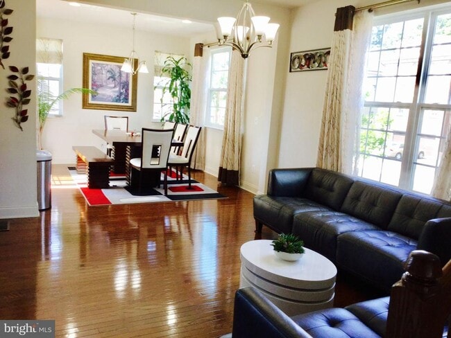 Building Photo - 42258 Castle Ridge Square