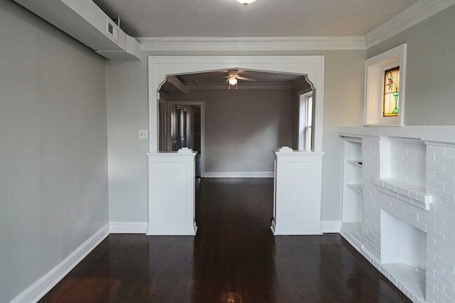 Building Photo - 6633 S Campbell Ave