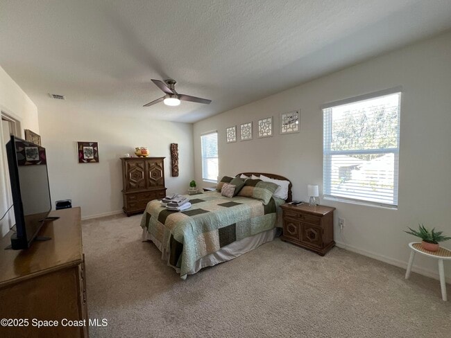 Building Photo - 976 Trinity St