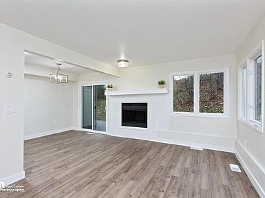 Building Photo - 330 Beulah Cir