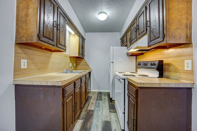 Interior Photo - The Oak: 1 & 2 Bedroom Apartments