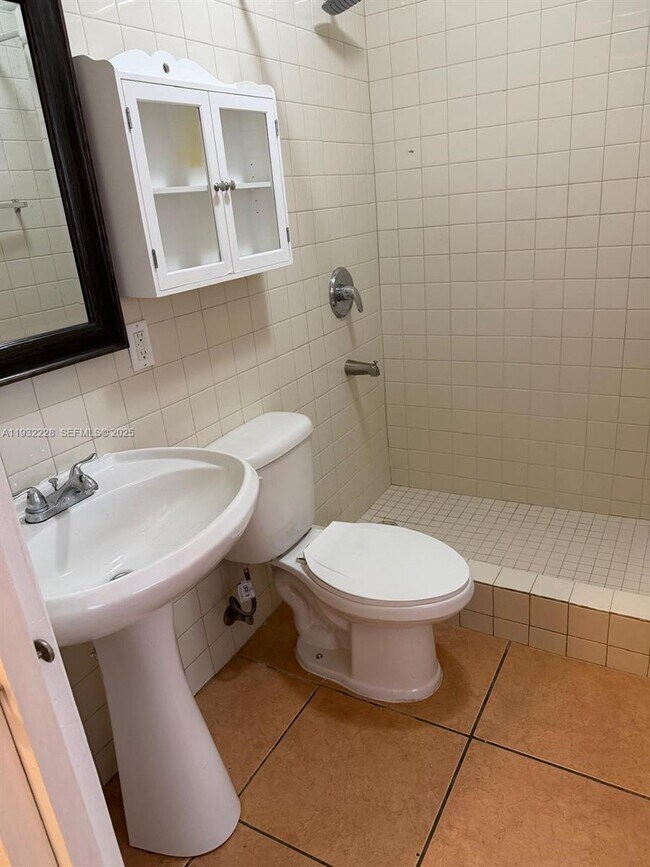 Building Photo - 3650 SW 92nd Ave