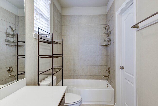 Building Photo - 2603 Deerwood Heights Ln