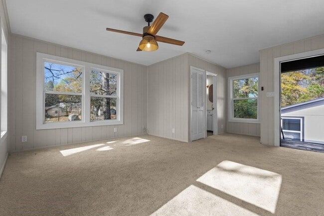 Building Photo - 2155 Hickory Trce