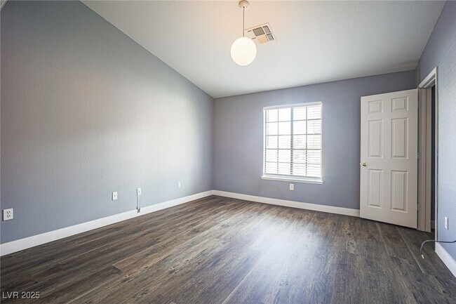 Building Photo - 2851 S Valley View Blvd