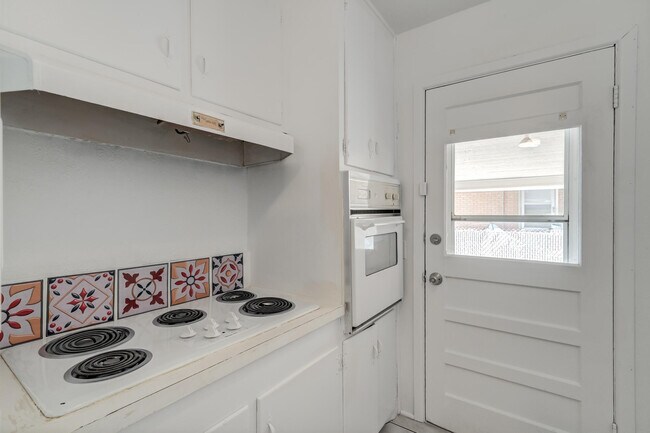 Building Photo - 4432 29th St