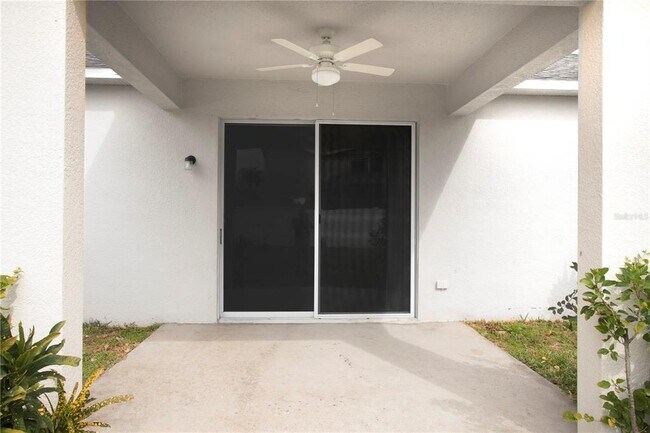 Building Photo - 1319 Rowantree Dr