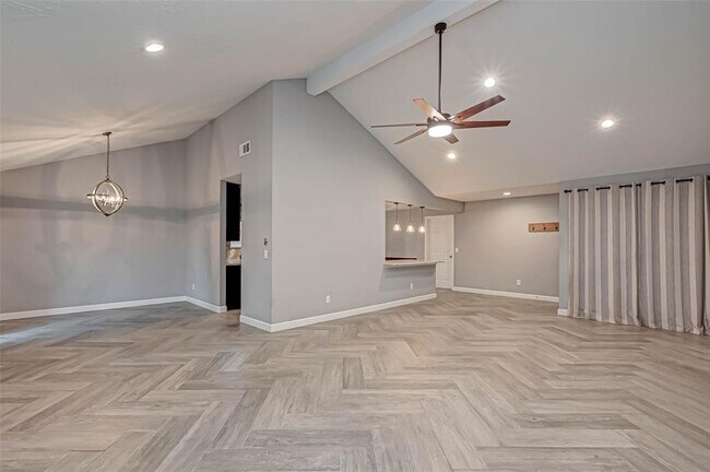Building Photo - 11627 Briar Rose Dr