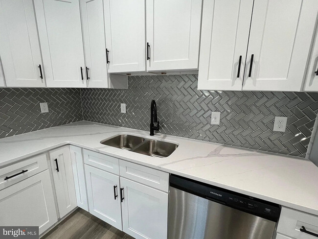 Building Photo - 141 Bunche Blvd