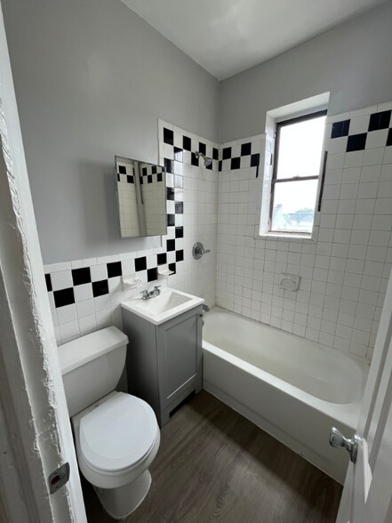 Building Photo - 101 Clifton Pl