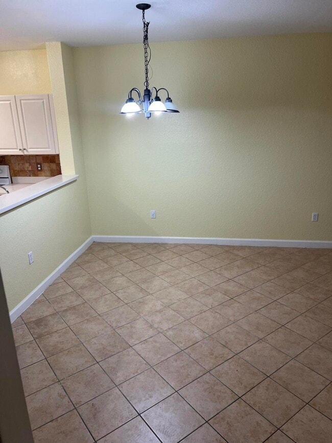 Building Photo - 4113 Napoli Lake Dr