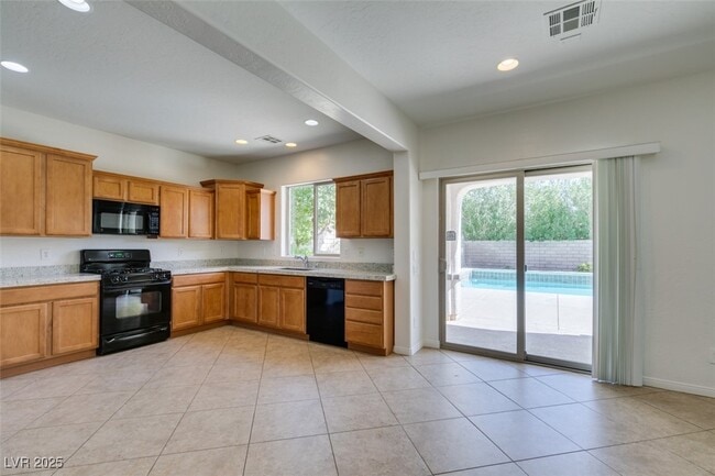 Building Photo - 11933 Orense Dr