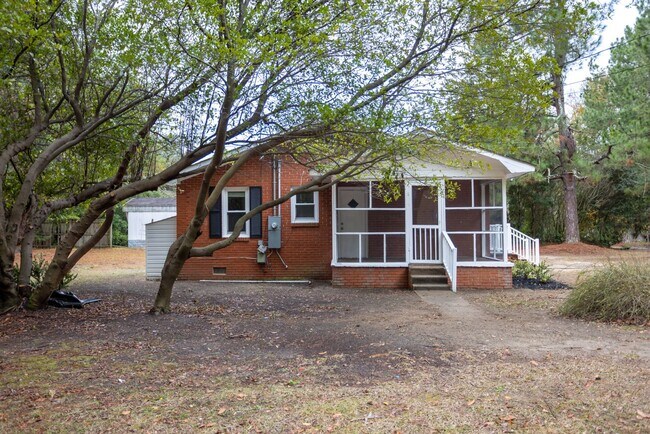 Building Photo - Welcome to this Newly Remodeled Home in a Stellar Location