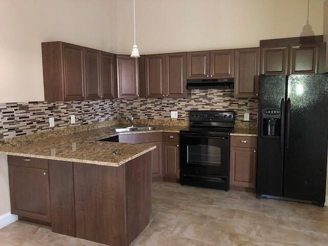 Building Photo - 5305 Eagle Lake Dr