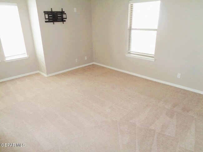 Building Photo - 13513 Coldham St