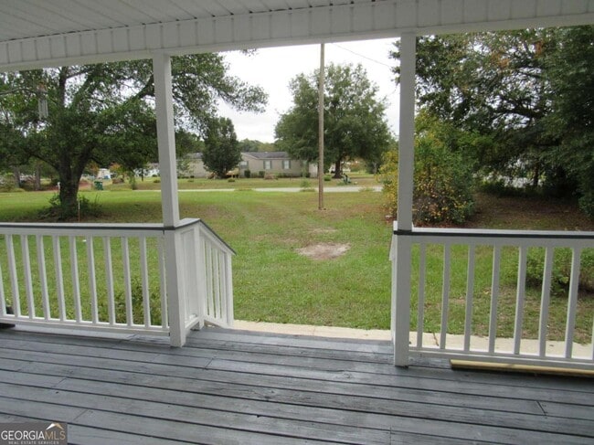 Building Photo - 112 Judy Ave