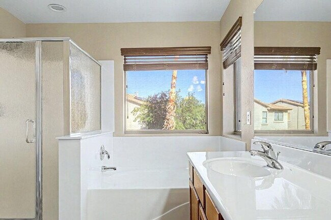 Building Photo - 16317 N 152nd Ave