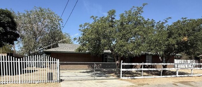Primary Photo - Modern Ranch Home