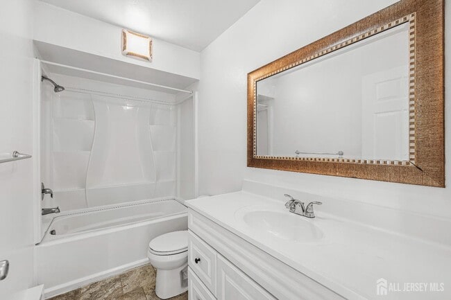 Building Photo - 128 Cricket Ln