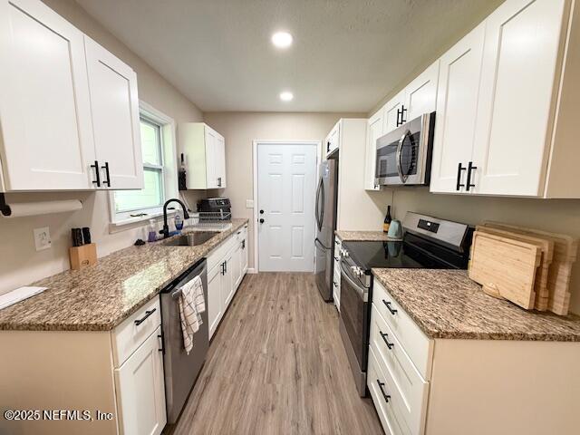 Building Photo - 1325 Hibiscus St