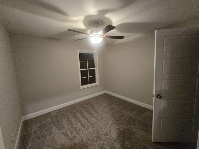 Building Photo - 1 Month Free Rent! Jasper New Construction...