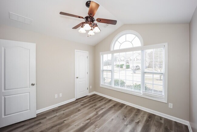 Building Photo - 4689 Knight's Bridge Ct