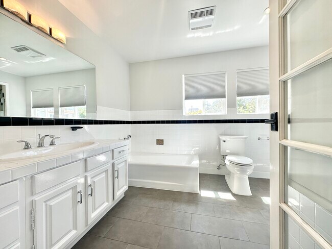 Building Photo - 8261 W 4th St