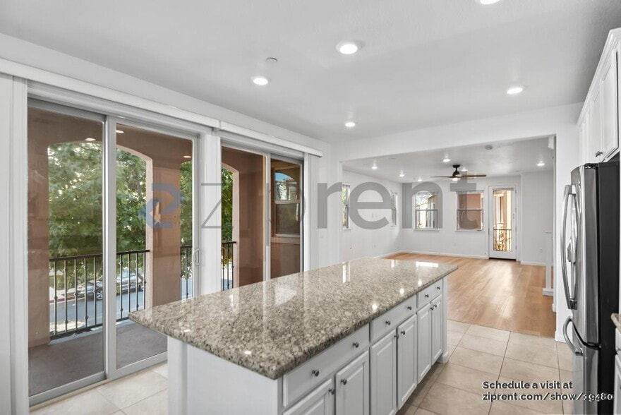 Building Photo - 291 Montalcino Cir