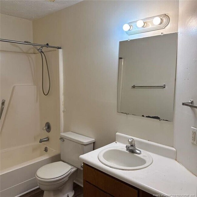 Building Photo - 6408 Starbrook Dr