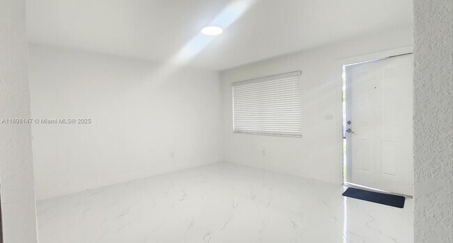 Building Photo - 2240 NW 18th St