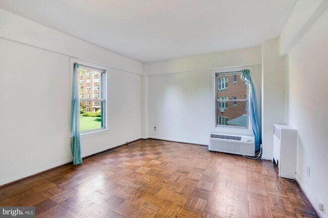 Building Photo - 2500 Q St NW