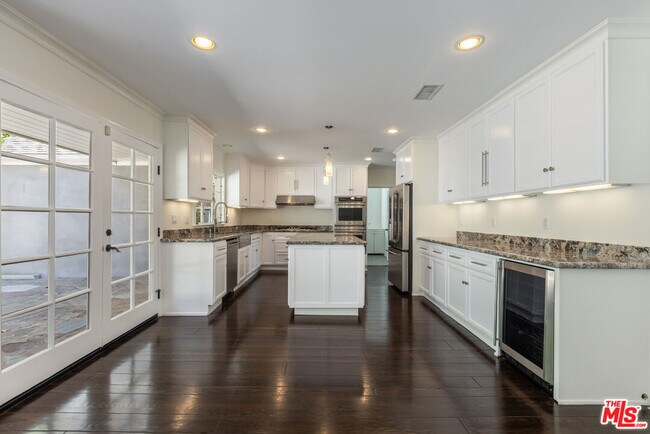Building Photo - 11339 Thurston Pl