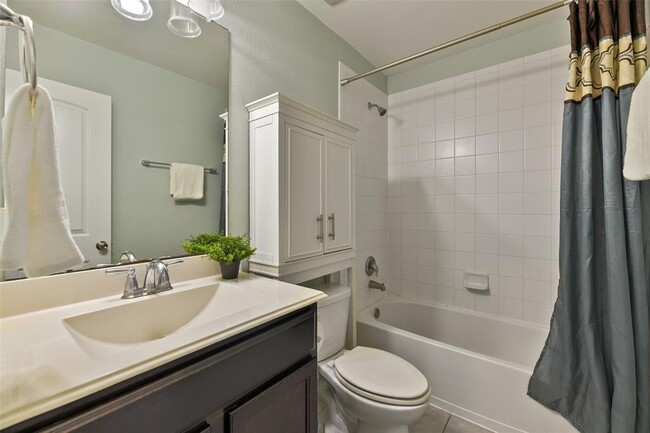 Building Photo - 12814 Pirate Bend Dr