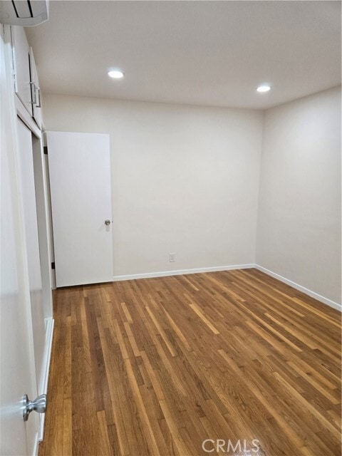 Building Photo - 14001 Dunrobin Ave