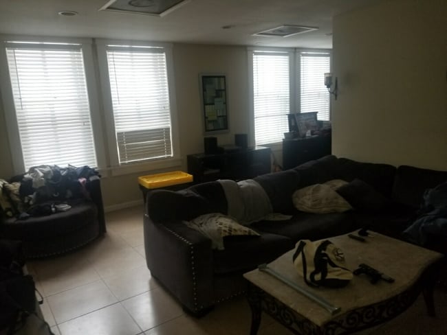 Building Photo - 524 23rd St