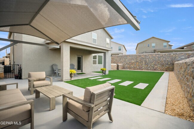 Building Photo - 12776 Hidden Edge Dr